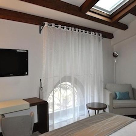 Hotel Palazzo Fortunato SantʼAgata di Militello Екстериор снимка