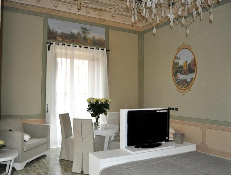 Hotel Palazzo Fortunato SantʼAgata di Militello Стая снимка